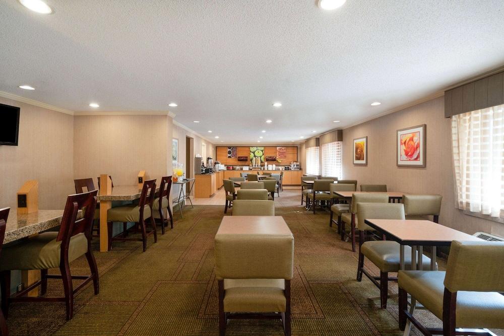 La Quinta By Wyndham Nashville Airport Buitenkant foto